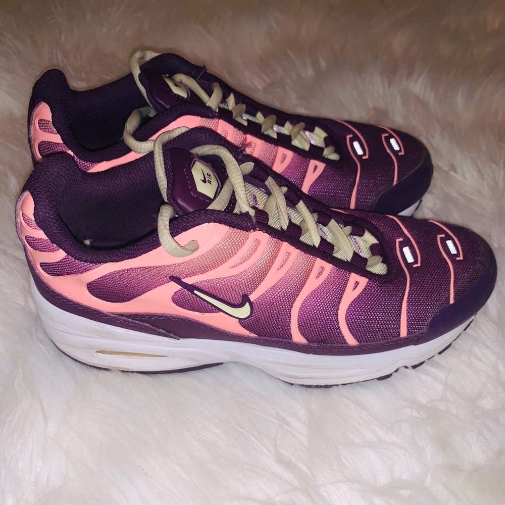 Girls Nike Airmax Plus Sneakers